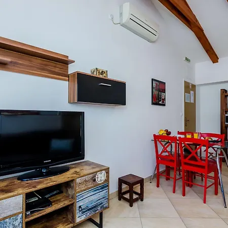 Orka - Comfort 2 Adults 1 Child Appartement