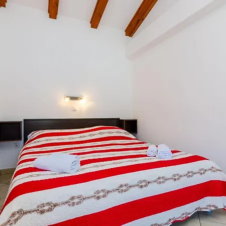 Orka - Comfort 2 Adults 1 Child Apartment Dubrovnik